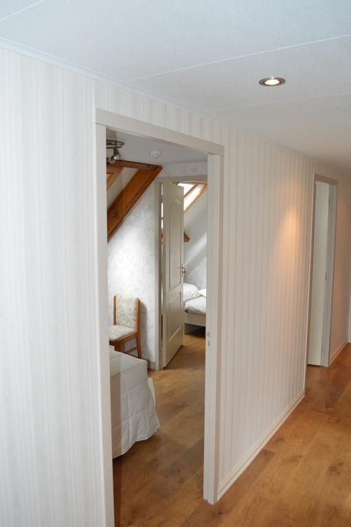 Huize Ouwervelden Bed & Breakfast Wouwsche Plantage Oda fotoğraf
