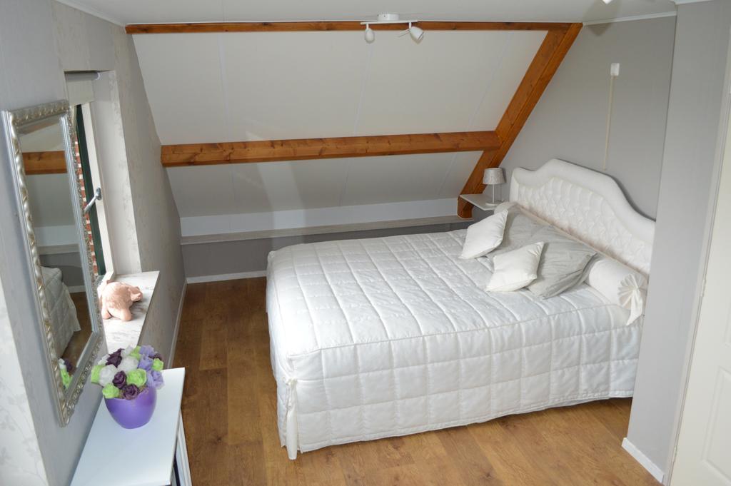 Huize Ouwervelden Bed & Breakfast Wouwsche Plantage Oda fotoğraf